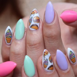 nailpopllc:  💕🍔🌈🍦💜🍕just keeping it casual with @c0ralmarie!🍕💜🍦🌈🍔💕 find these decals at nailpopllc.com/shop or just follow the link in my bio!💕💕 (at 🌸🍦shop link in bio🍦🌸)  Waaaant