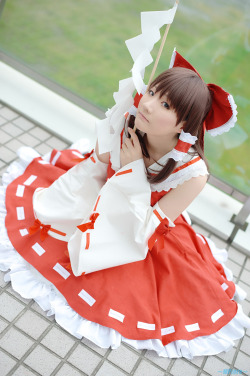 Touhou Project - Reimu Hakurei (Kishigami