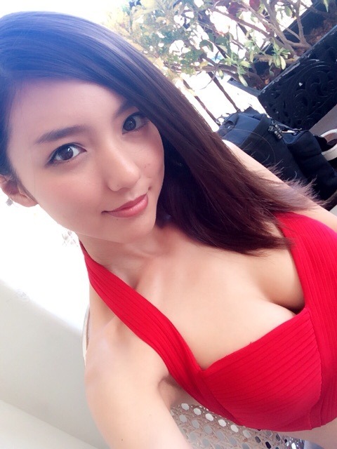 genjoshi:  bluephobos:  珍しく、自己評価高いかも。｜真野恵里菜オフィシャルブログ「きまぐれでいず」Powered