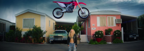travelingtrickster:  Outside by Calvin Harris ft. Ellie Goulding