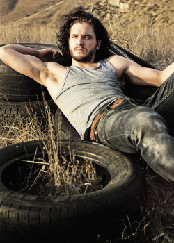 amarling-deactivated20200605:  Kit Harington for Rolling Stone, 2014 