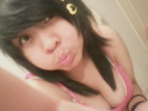 drabyin: Emo chicks