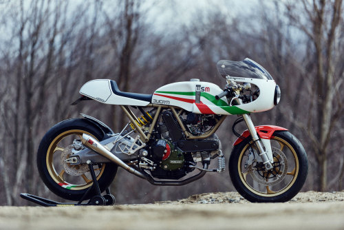 Porn caferacerpasion:  Awesome Ducati Cafe Racer photos