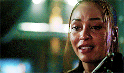 bellaarke:Through The Seasons: First & Last ScenesClarke Griffin & Raven Reyes