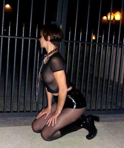 jawaja35:  BDSM Slaves &amp; Public NudityJoin me on http://jawaja35.tumblr.com/#slave #outdoorslave #publicslave #jawaja   This is so hot&hellip;.. wish is was me