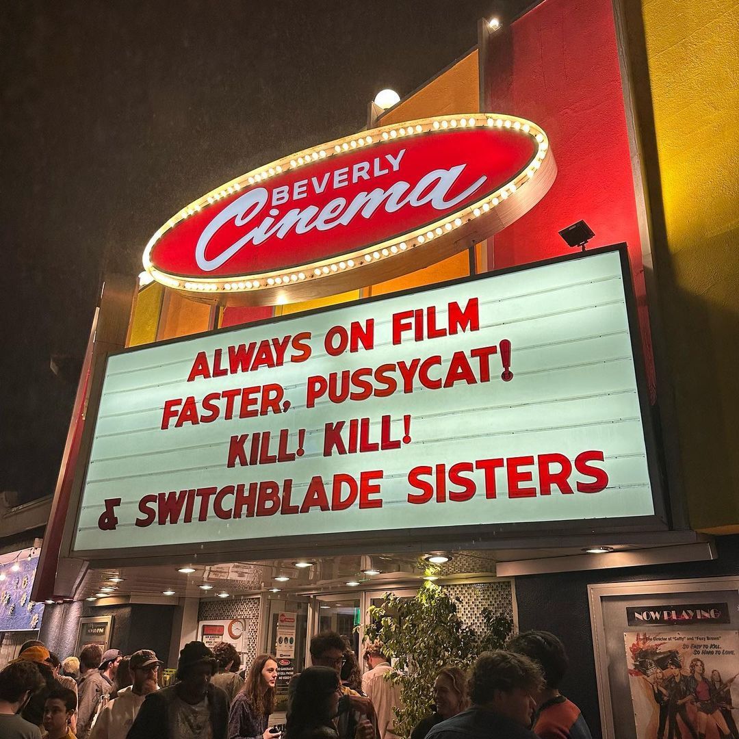 Tonight I watched the quintessential @newbeverly double feature. Even better, I was able to treat some good friends to their first visit to the theater. (at Los Angeles, California)
https://www.instagram.com/p/CqACMoAu1DP/?igshid=NGJjMDIxMWI=