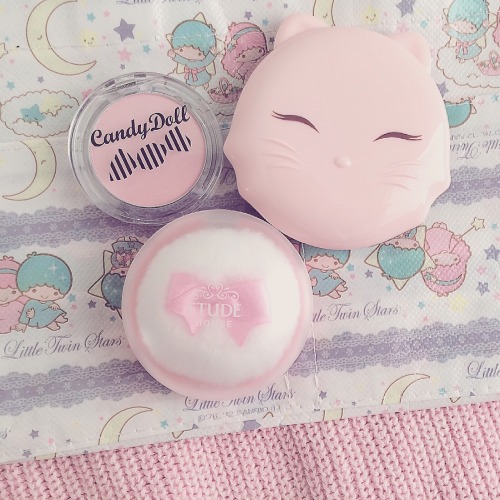 konekochuu:some of my cute makeup ♡