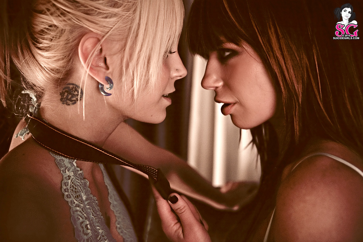  Vice Suicide &amp; Ajilee Suicide     -     Camera Play 