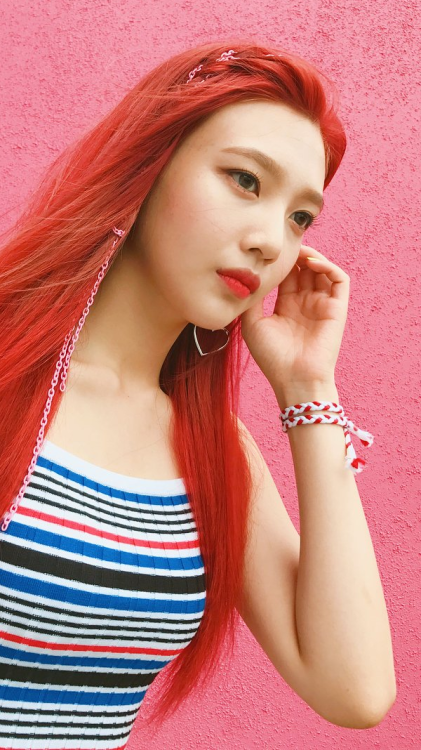 RED VELVET JOY LOCKSCREENs.[ Please reblog and / or like if you use them and feel free to request mo