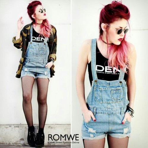 wayofgrunge: Style denim dungaree shorts - grunge outfit blog -