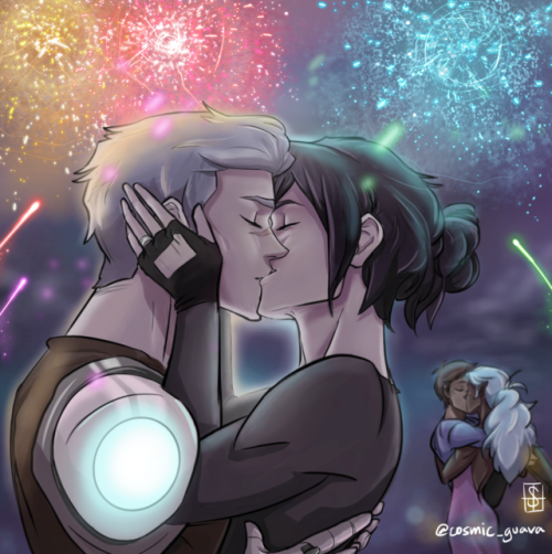 cosmicguava02: Happy New Year guys!!! older sheith sharing a New Year’s kiss.I tried to make t