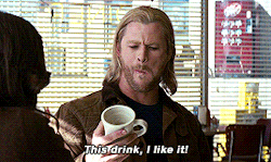 Biphobicerasurer: Marvelgifs: Thor (2011) // Deleted Scene  Why Did They Delete This