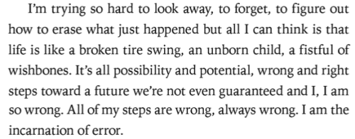 aseaofquotes:  Tahereh Mafi, Unravel Me