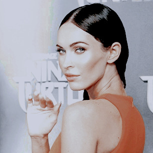 Megan Fox
like/reblog if using