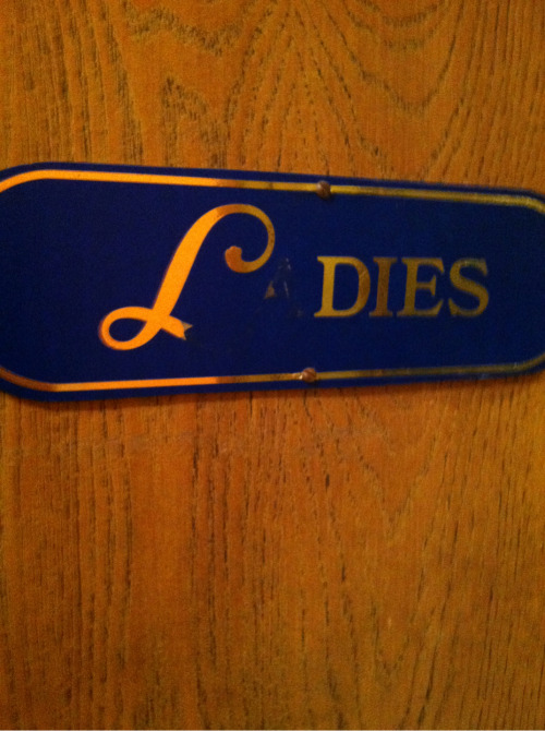 cloud-killed-by-doors:Restroom needs to tag their Death Note spoilers.