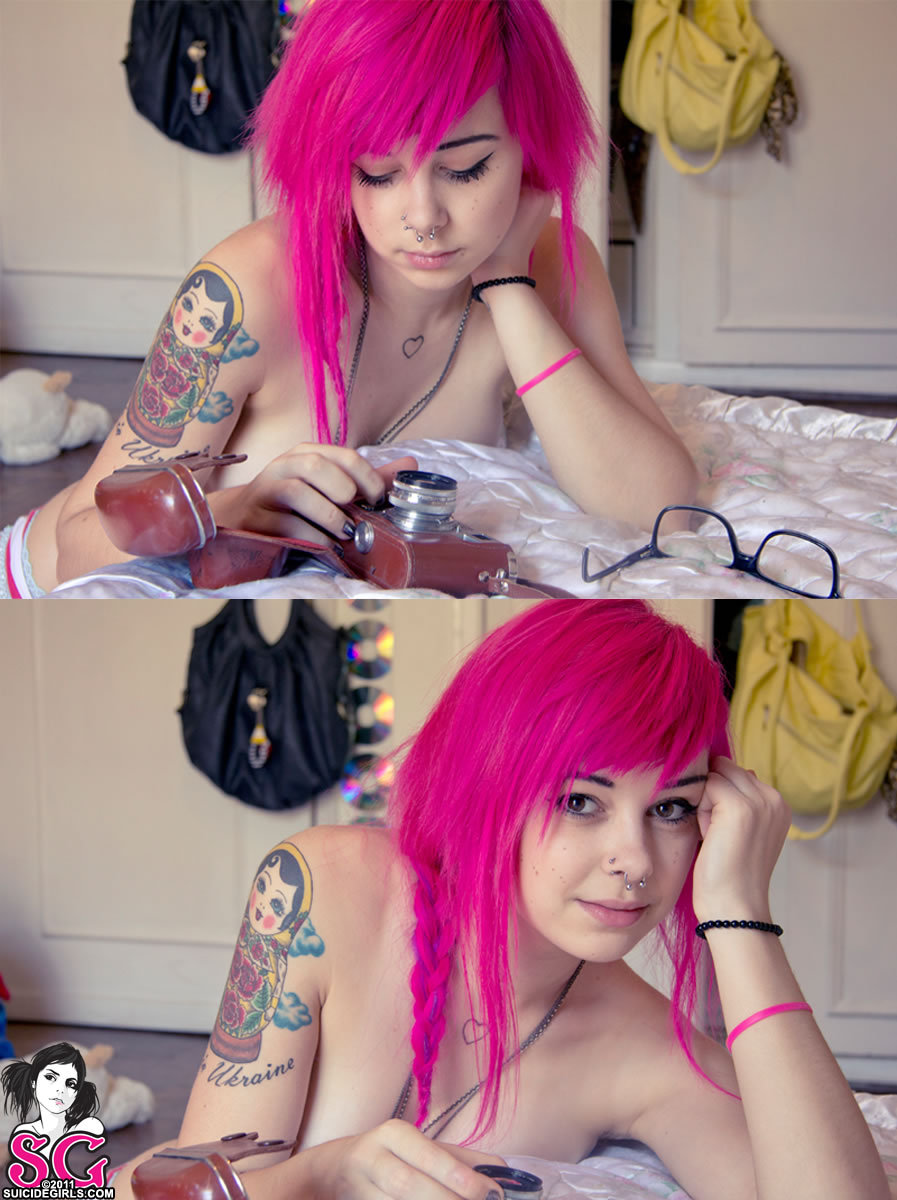 panda-face-mew:  Plum Suicide 