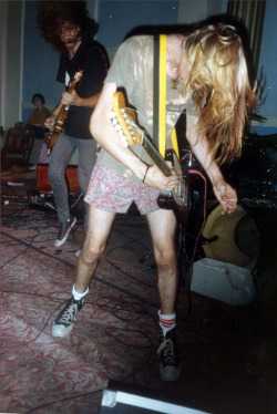 the-nirvana-blog:  A blog dedicated to Nirvana/Kurt Cobain ❤