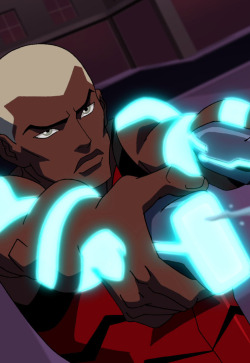 verticalfilm:  Young Justice | Aqualad 