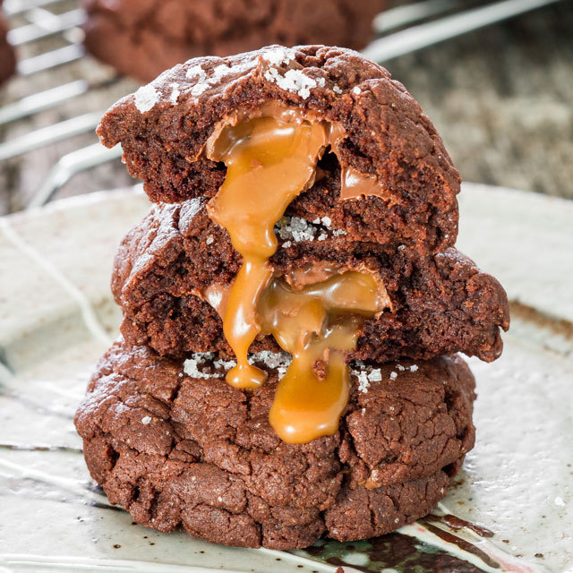 do-not-touch-my-food:  Salted Rolo and Nutella Stuffed Double Chocolate Cookies