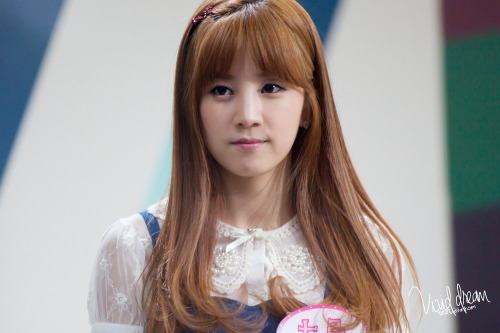 fyeahchorong:cr; vivid dream > please do not edit, crop, or remove logo!