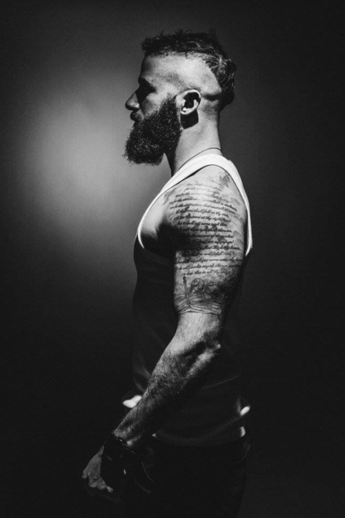 ultimate-men:  follow ultimate men!blog > companion blog > twitter