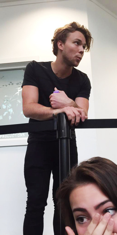 stardustmichael:ashton is a god (x)