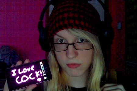 femboyfever:  Clover