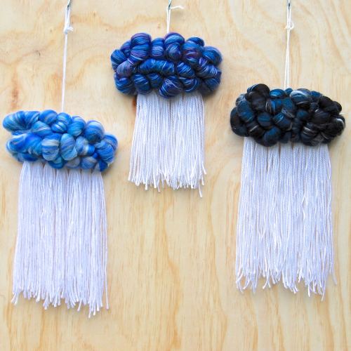 kaynoxxcrafts: GUYS!  I wove clouds!  This was something I tried last year and they sold s
