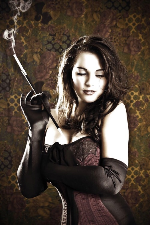 https://gloveslover.tumblr.com/post/160589415608