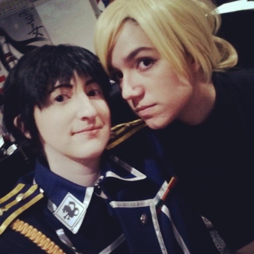 My Queen. #metrocon #RoyMustang #RizaHawkeye #fma #fullmetalalchemist #cosplay