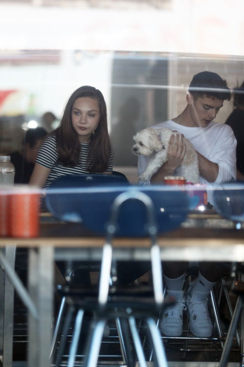 Maddie Ziegler and Jack Kelly spotted outside of Duff&rsquo;s Cake Mix in West Hollywood, Califo