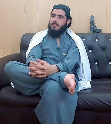 muslimfeet:  Who would smell and lick those Pakistani Taliban feet?