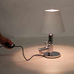 nogucci: Gun table lamp by Philippe Starck for Flos.