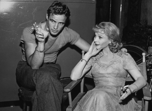 Vivien Leigh and Marlon Brando during the filming of ‘A Streetcar Named Desire’ (1951).