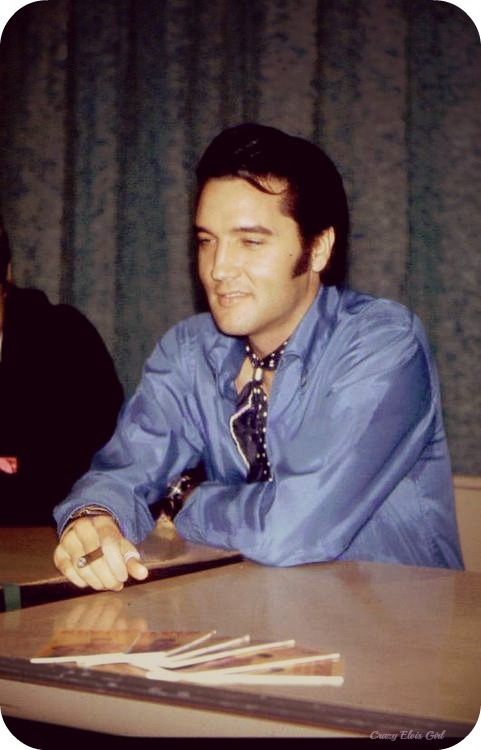 crazyelvisgirl:  ~Elvis Smoking * Part 7~ 