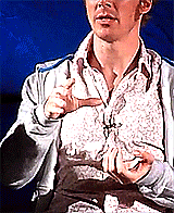 sherlockisthebest-deactivated20:  benedict!porn    ↳ hand(!porn) appreciation