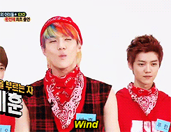 baekaid-o:  Exo demonstrating their powers 