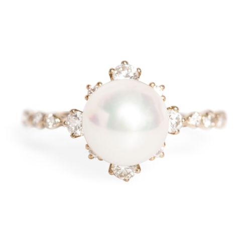 pearltiare:winter pearl ring from catbird