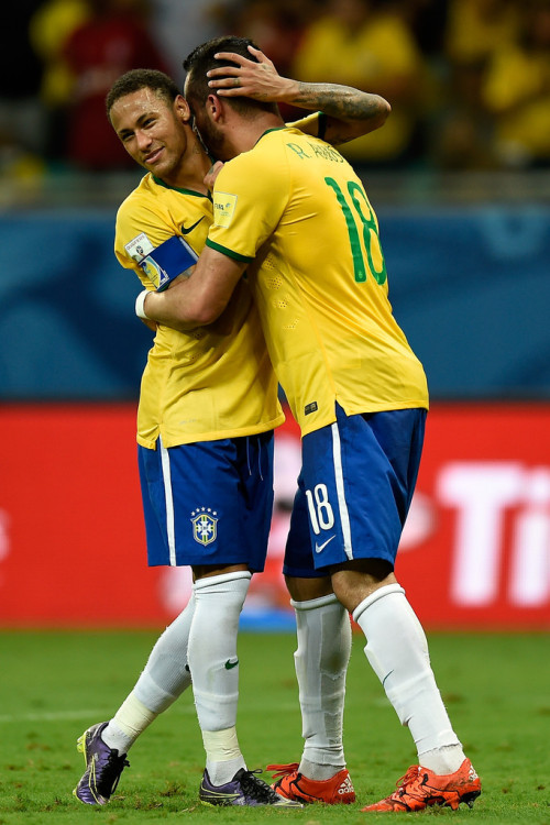 fzneymar:  WM-Qualifikation Südamerika - Brasilien 3:0 Peru  (18.11.2015)Photos © Getty Images / AFP / AP / Reuter