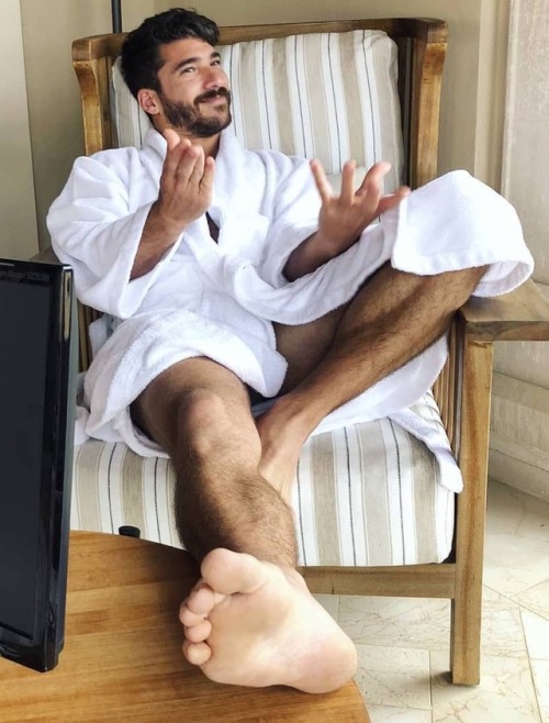malefeetroma: Sexy