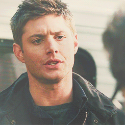 bowlegsintheimpala:  This is a post about Dean’s hair 