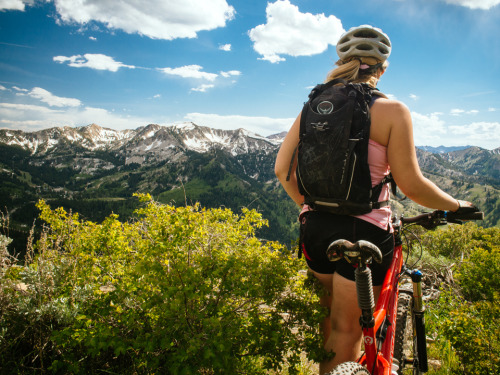 parkcitymtb:  Osprey Zealot Mountain Bike Hydration Pack Review