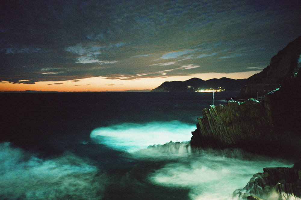 sitoutside:  Photography by calimerise