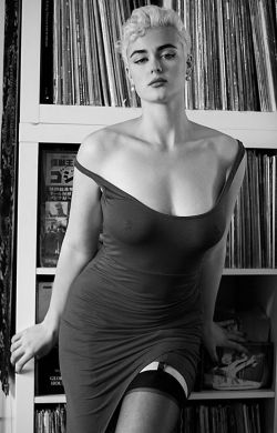 stefaniamodel:  My upstairs is all Vinyl