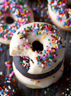 Kawaiitheo:  Black And White Bakery-Style Doughnuts | Deliciously Yum  Delish!