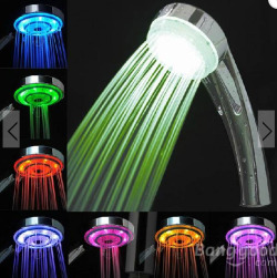 spectredeflector:  LED 7 Color Automatic Changing Water Head from Banggood This is so damn random but what the fuck this is cool its only ů.50 I want a goddamn rave shower?????? 
