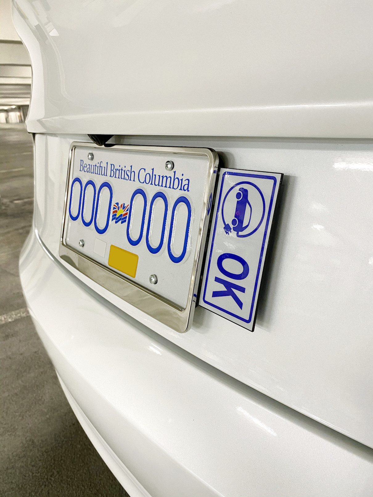 Mounting bracket Materialsplastic, glossy
DescriptionMounting bracket to mount your HOV “OK” sticker next to your license plate.
• Super clean look (centered to your license plate and can be installed on the left or right side)
• Saves you from...