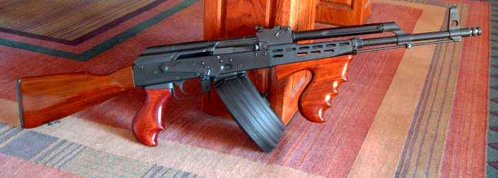 cumsoline:  hoppes9:  Custom AMD-65 with full stock  It’s not a “custom AMD-65”,