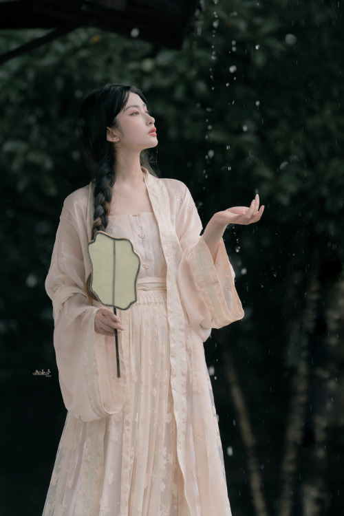 hanfugallery:chinese hanfu by 无妄亭