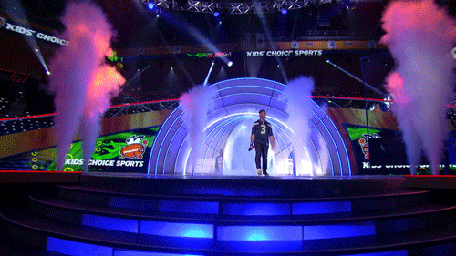 Here we go! Our hero host Russell Wilson kicks off the 2nd annual Kids’ Choice Sports. 